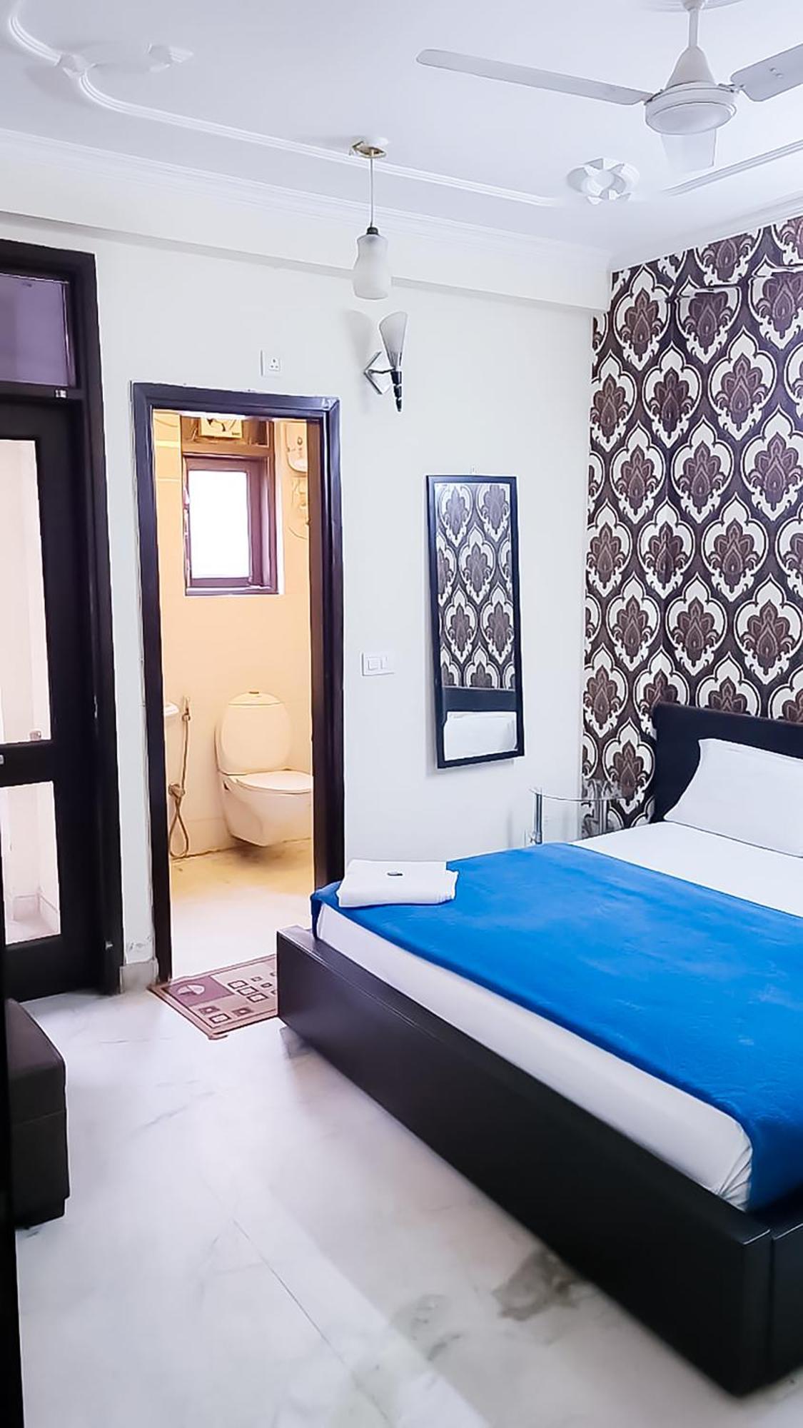 Deluxe Room In Cr Park New Delhi Bagian luar foto